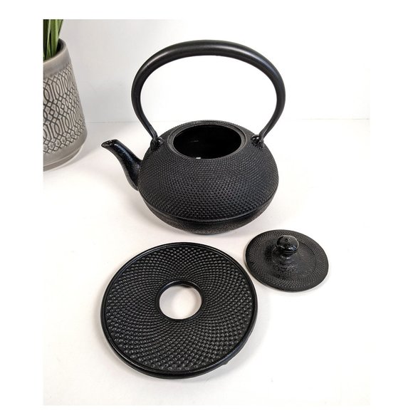 Vintage Hobnail Cast Iron & Enamel Tea Pot &Trivet Set Japan 36 oz - Excellent - Picture 4 of 4